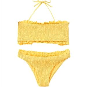 Yellow ruffled bikini!!